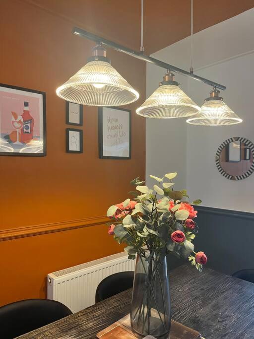Lobster Cottage - Stylish 3 Bedroom Cottage In Heart Of Tenby Town, Pembrokeshire Exteriör bild