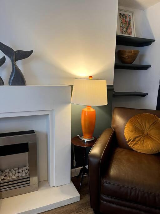 Lobster Cottage - Stylish 3 Bedroom Cottage In Heart Of Tenby Town, Pembrokeshire Exteriör bild