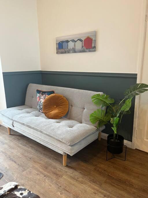 Lobster Cottage - Stylish 3 Bedroom Cottage In Heart Of Tenby Town, Pembrokeshire Exteriör bild