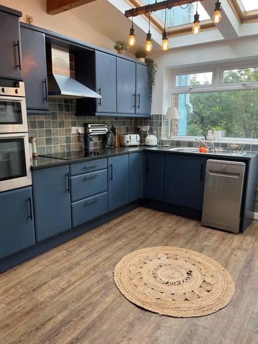 Lobster Cottage - Stylish 3 Bedroom Cottage In Heart Of Tenby Town, Pembrokeshire Exteriör bild